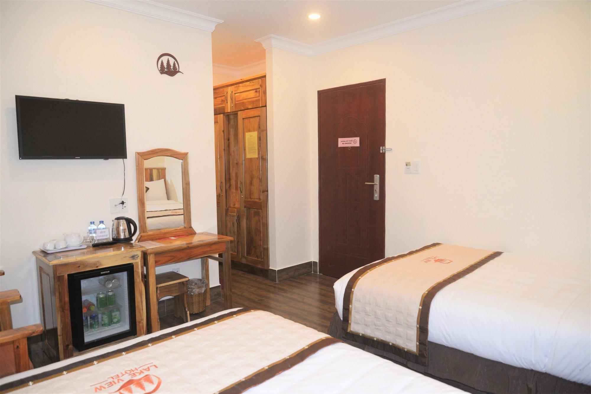 Lake View Hotel Da Lat Esterno foto