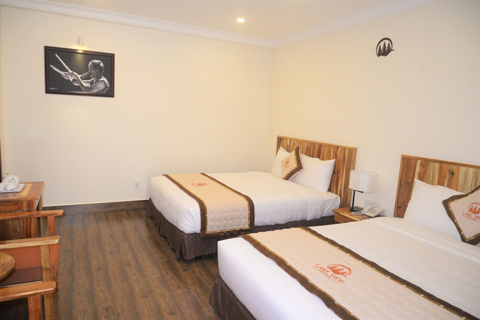 Lake View Hotel Da Lat Esterno foto