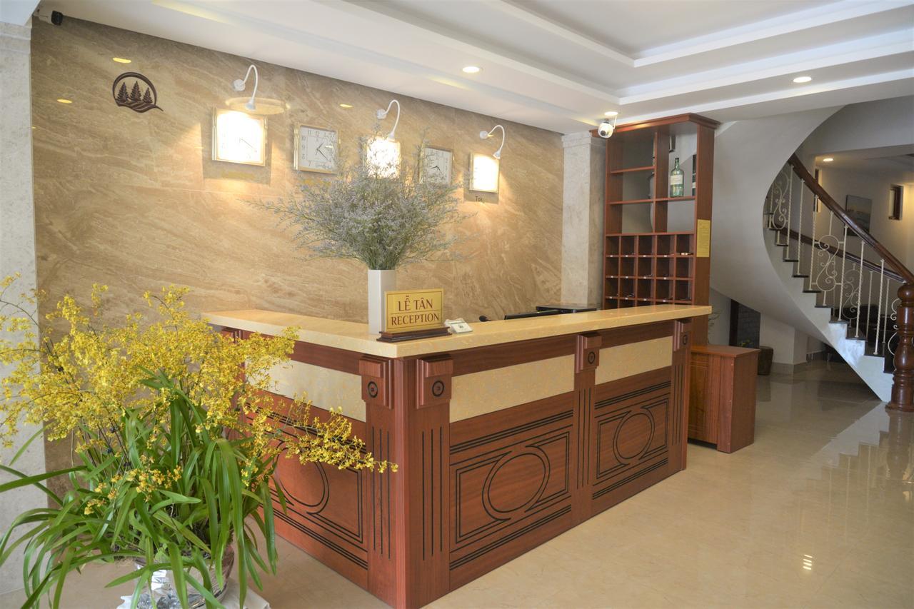Lake View Hotel Da Lat Esterno foto